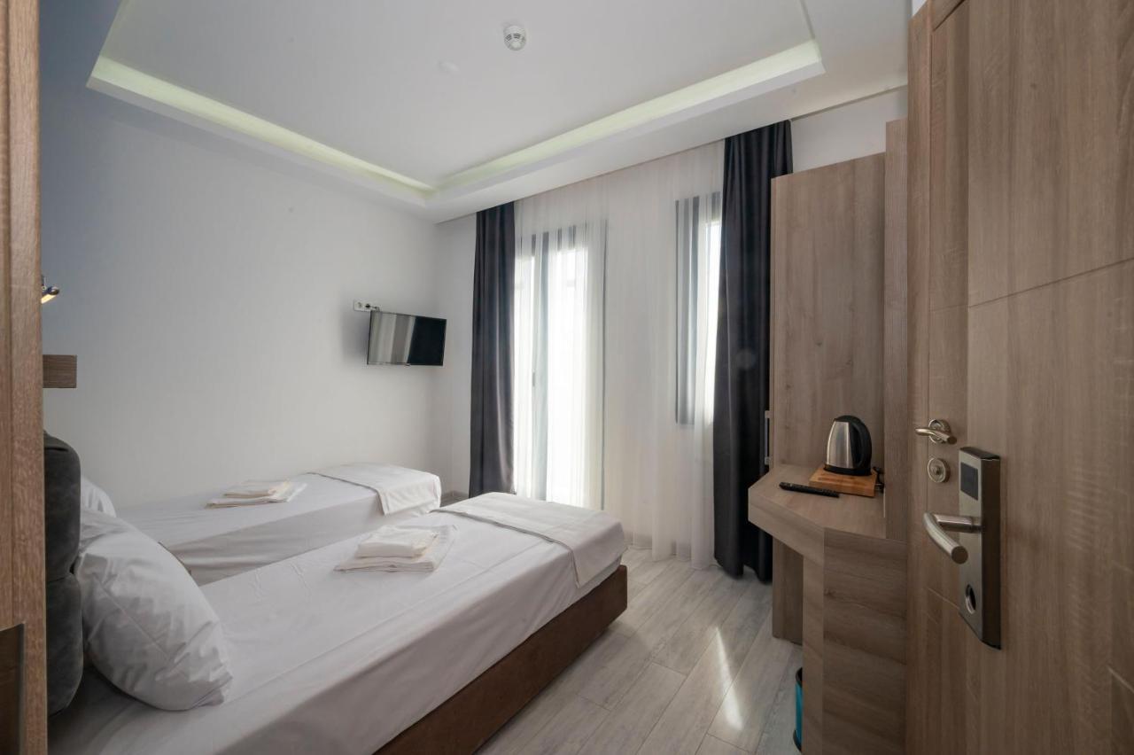 Okda Hotel Istanbul Bagian luar foto