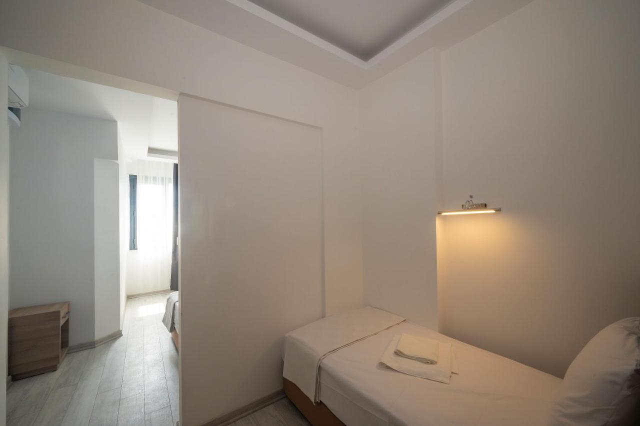 Okda Hotel Istanbul Bagian luar foto