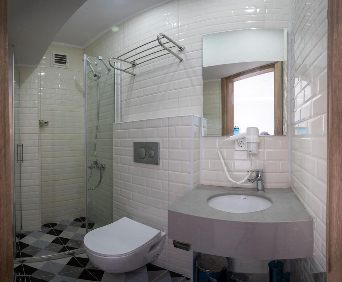 Okda Hotel Istanbul Bagian luar foto