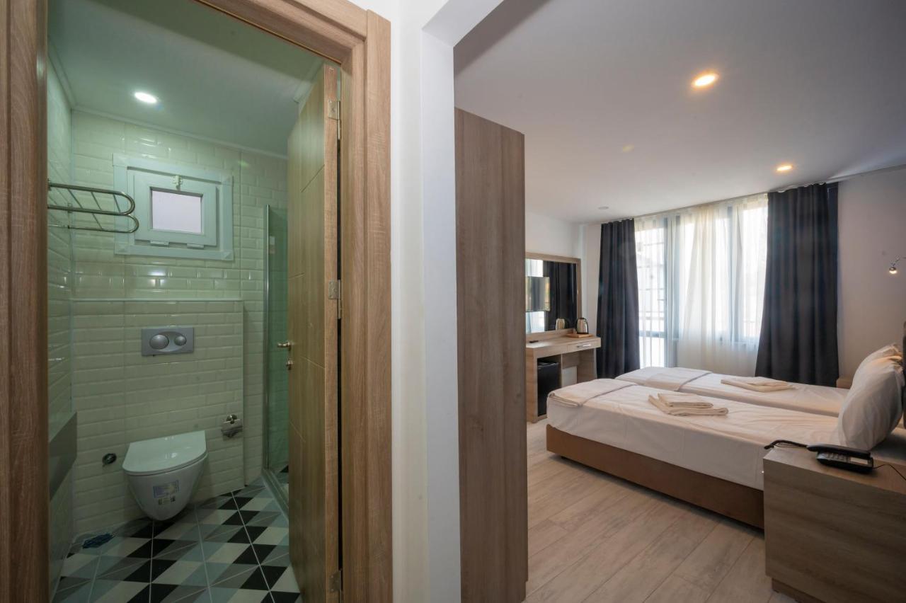 Okda Hotel Istanbul Bagian luar foto